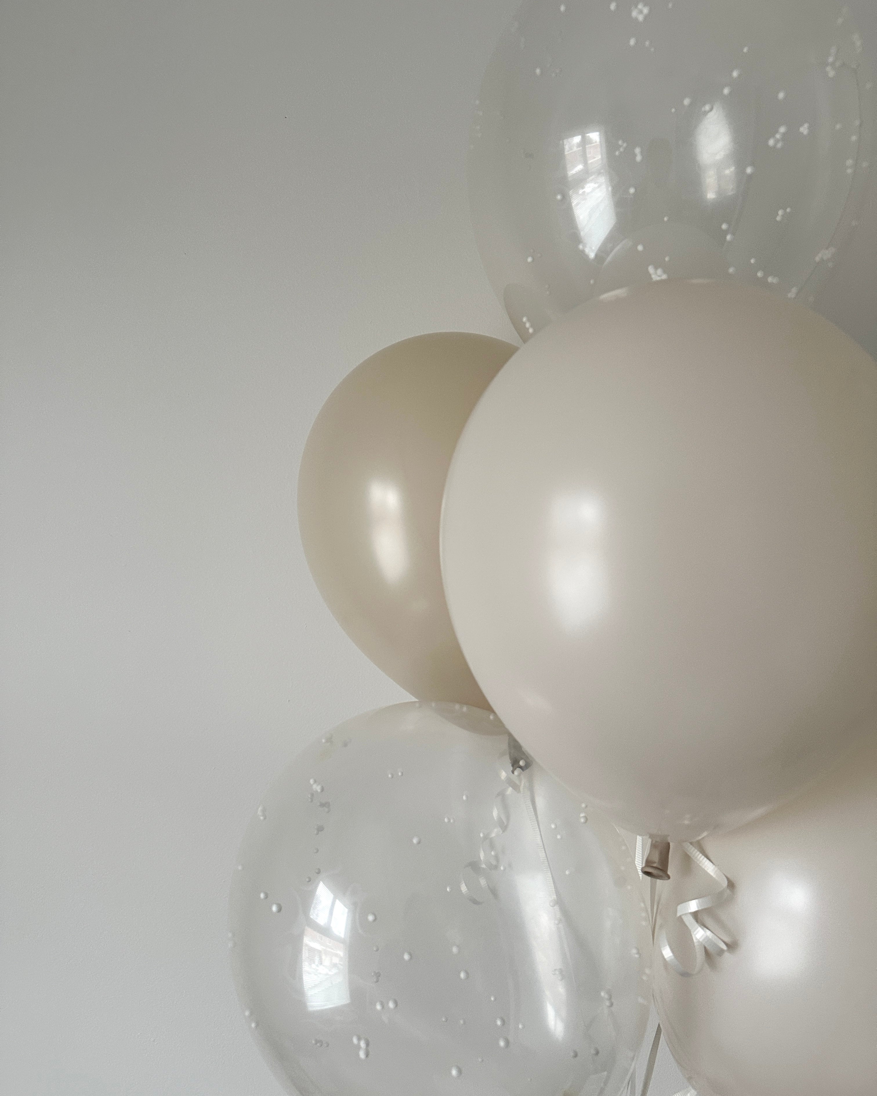 11" Latex Balloon Bouquet - Solids & Snowball Mix