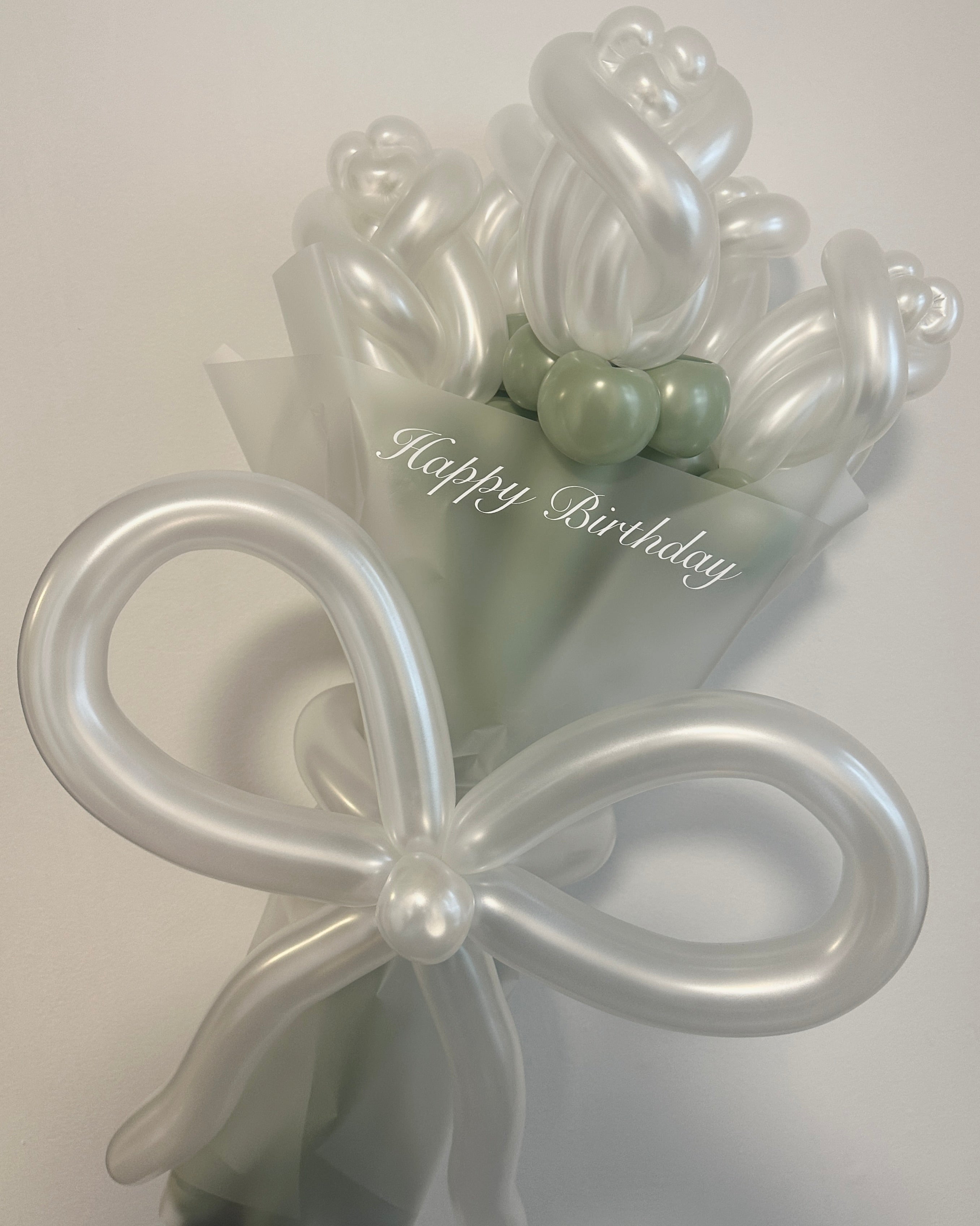 Rose Bouquet (Pearl White)