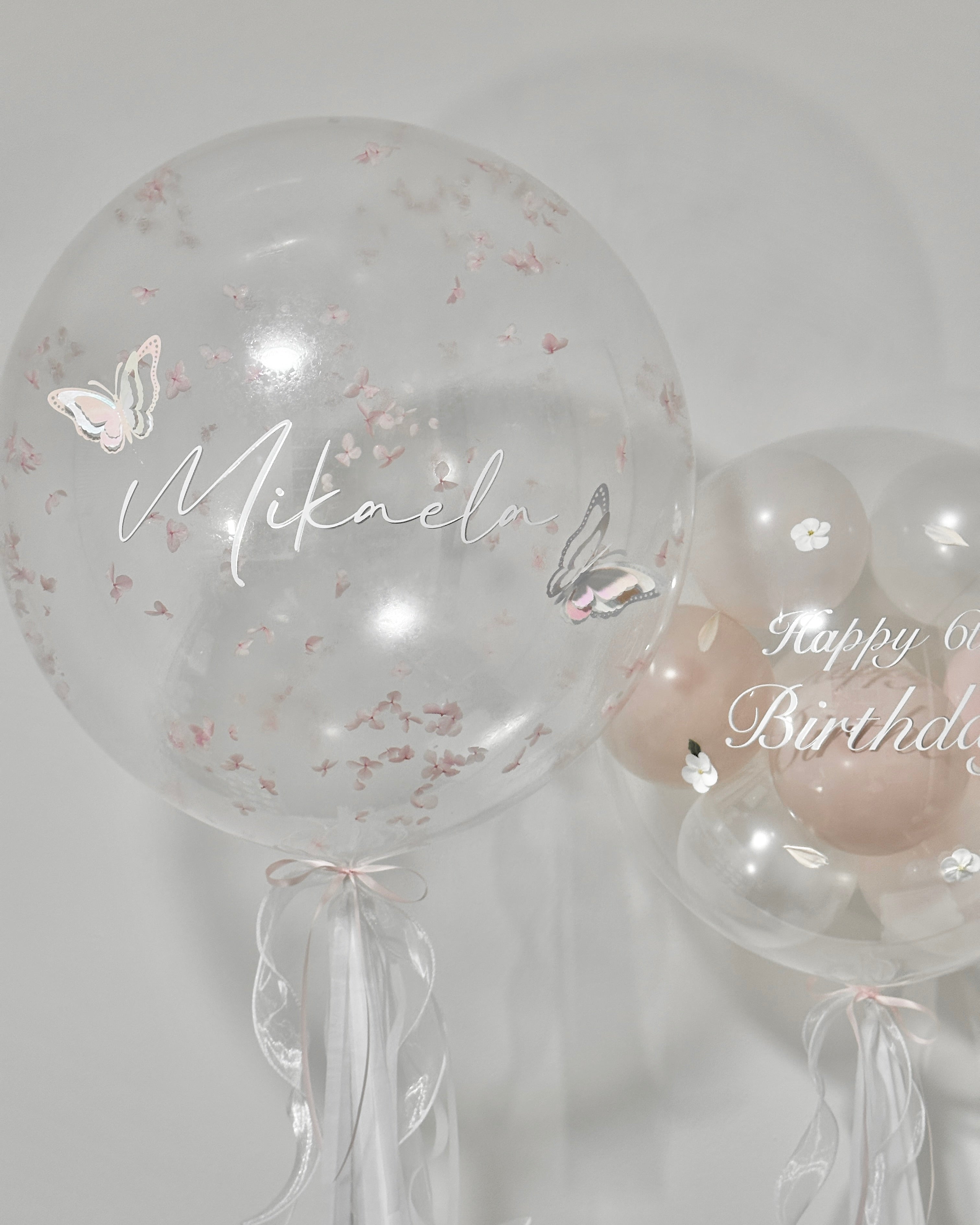 Bubble Balloon - Dried Hydrangeas (all around)