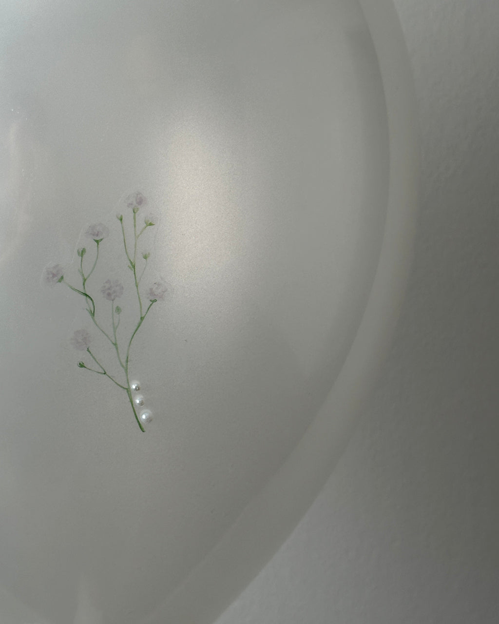 11" Lux Latex Balloon - Pearl Baby’s Breath