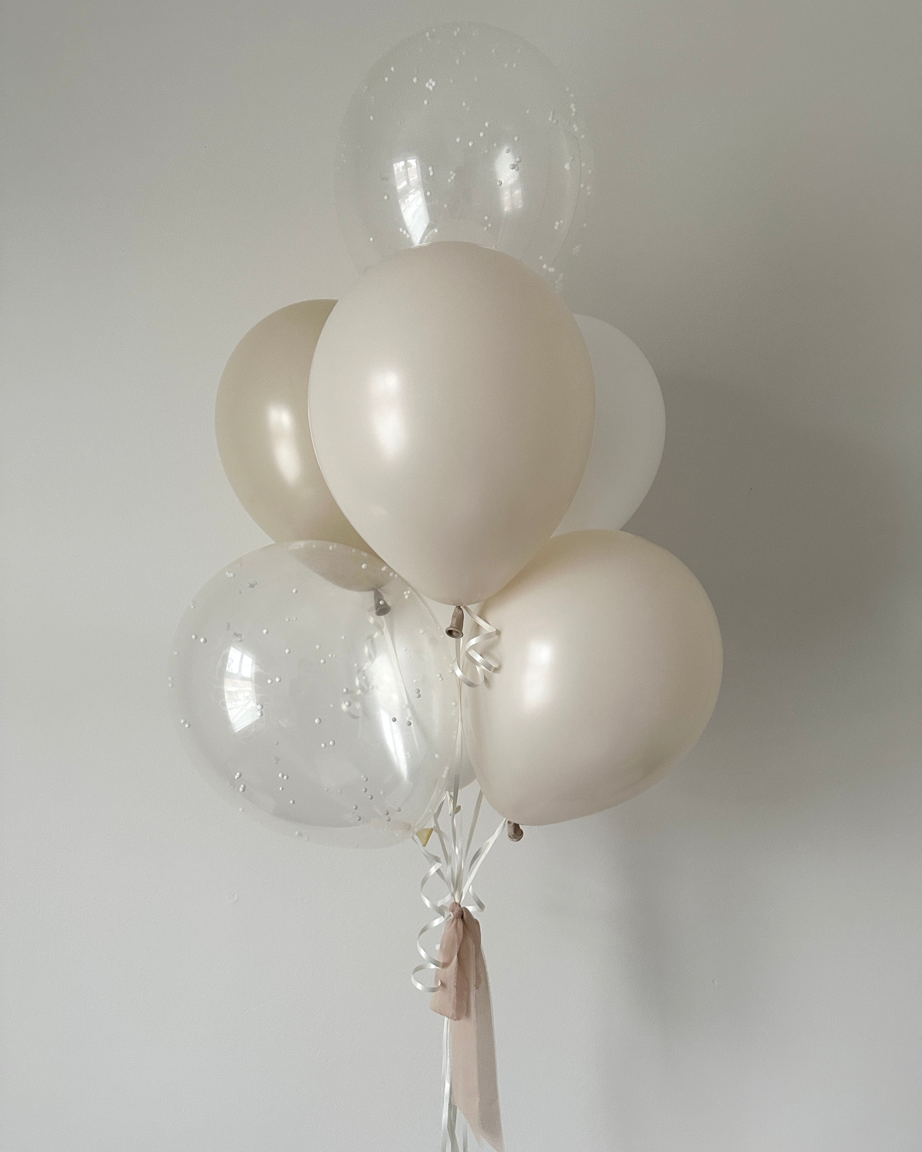 11" Latex Balloon Bouquet - Solids & Snowball Mix