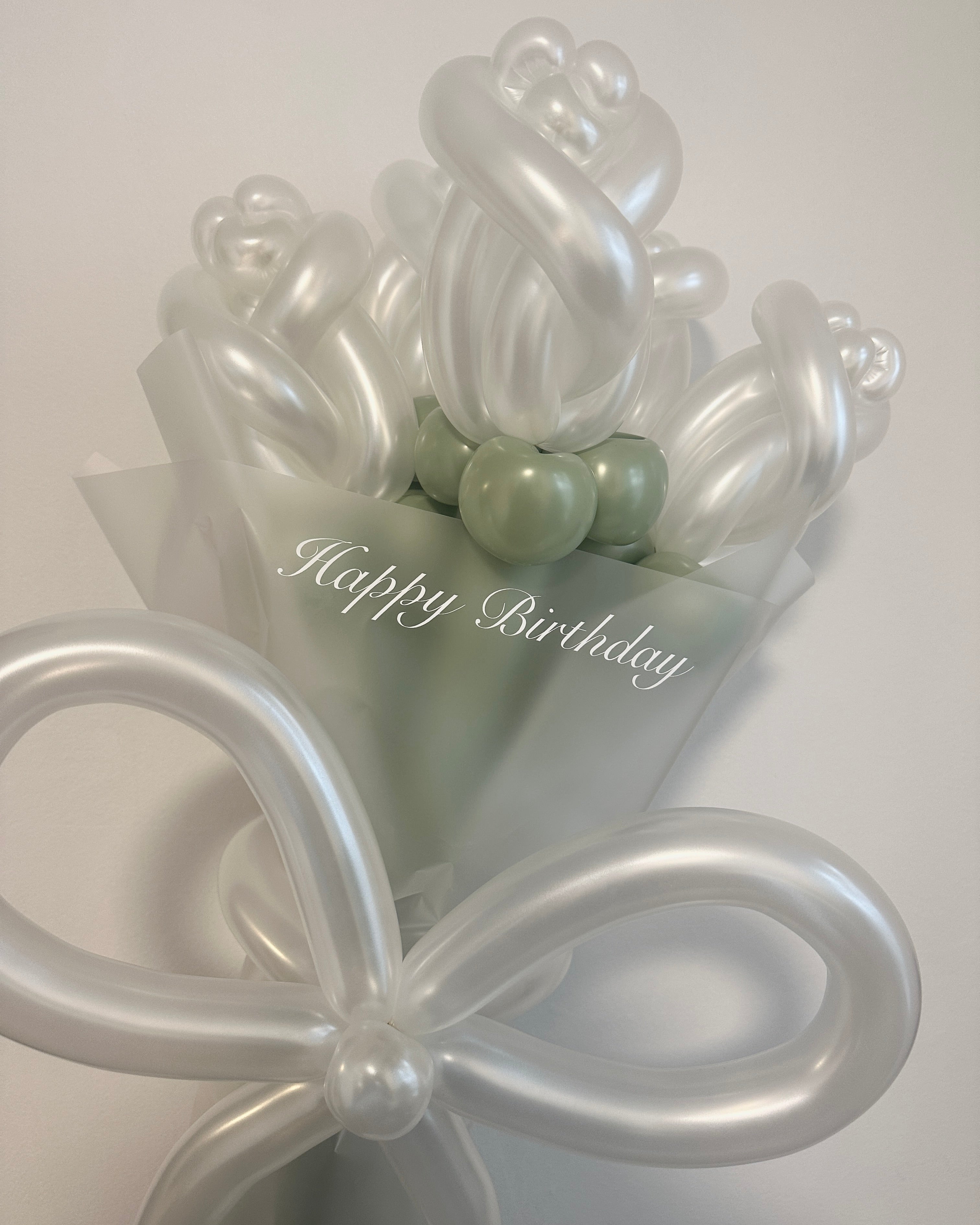 Rose Bouquet (Pearl White)